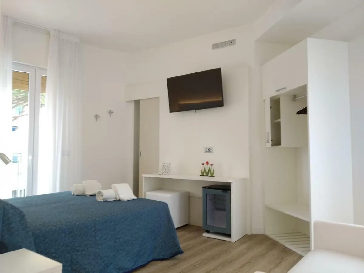 Hotel Residence Mara Lido di Jesolo 3*,