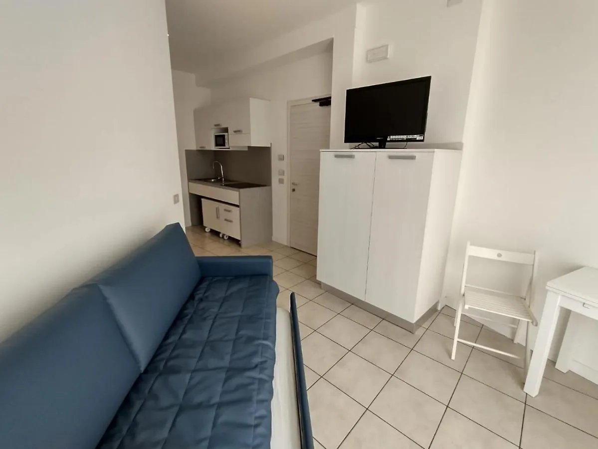 Hotel Residence Mara Лидо-ди-Езоло
